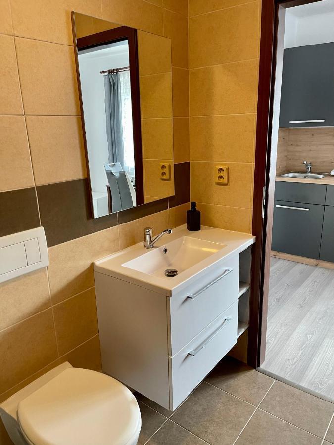 Apartmany Marjanka Jenisovice  Exterior foto